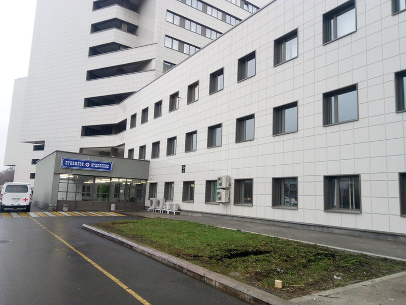 В Москве пациенты больницы несколько раз ударил ножом мужчину